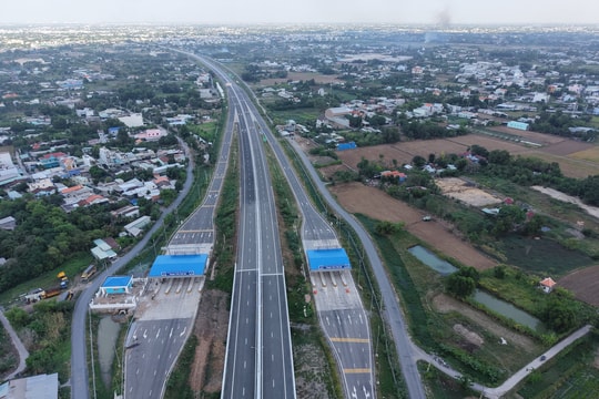 Từ ngày 19/8, thu phí nút giao Vành đai 3 với cao tốc TP.HCM - Long Thành