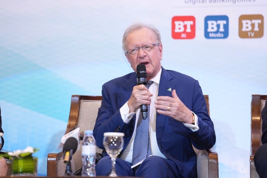 ‘Phù thuỷ thương hiệu’ thế giới đến Việt Nam chia sẻ về xây dựng thương hiệu ngân hàng