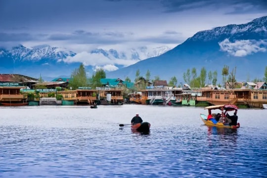 Du lịch Kashmir lao đao khi căng thẳng Ấn Độ - Pakistan leo thang