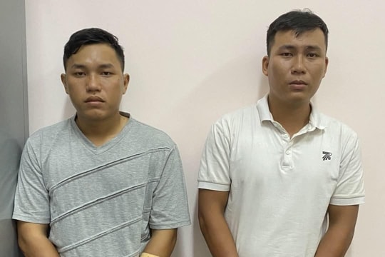 Nhanh chóng truy bắt hai đối tượng dùng búa cướp tiệm vàng ở Tp. HCM
