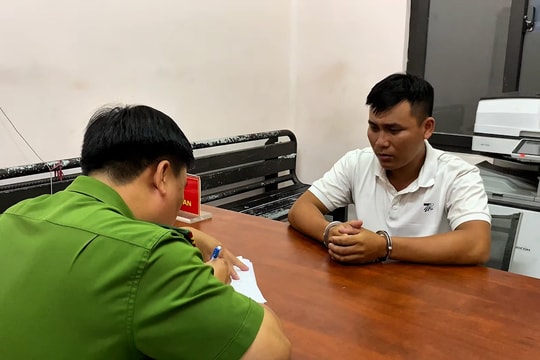 TP.HCM: Công an bắt được 2 kẻ cướp tiệm vàng ở Hóc Môn