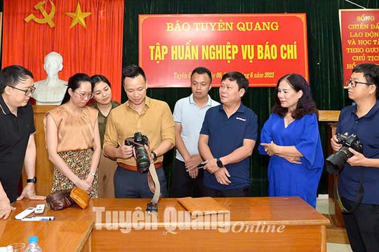 Báo chí địa phương 'trẻ hóa' để chinh phục Gen Z