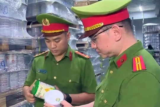 Từ 9/5, TP Hà Nội kiểm tra đột xuất cơ sở sản xuất, kinh doanh sữa và thực phẩm chức năng