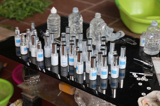 Bắc Giang: Xưởng sản xuất mỹ phẩm giả bán hơn 100.000 đơn hàng qua Tiktok, Shopee