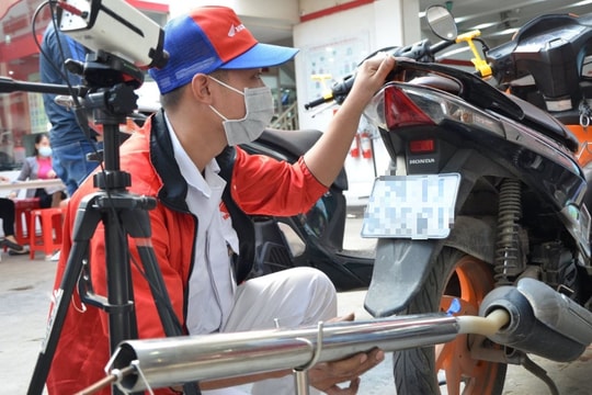 Đề xuất kiểm định khí thải xe máy tại Hà Nội và TPHCM từ 1/1/2027