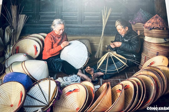 Làng nghề Việt Nam rực rỡ trong ống kính nữ nhiếp ảnh gia quốc tế Helena Vân