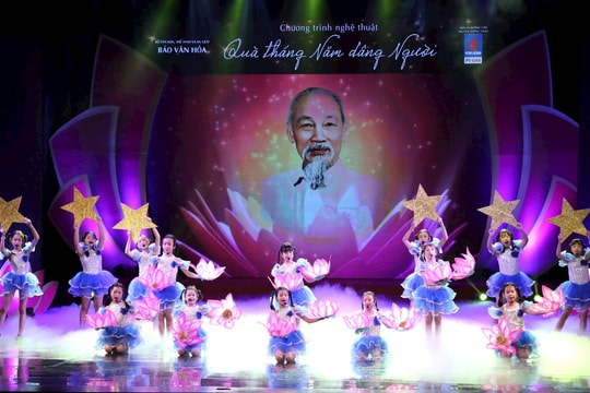 Chương trình nghệ thuật 'Quà tháng 5 dâng Người': Rộng dài một tình yêu với Bác