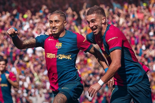 Barcelona tiến sát ngôi vô địch La Liga sau màn ngược dòng tại El Clasico