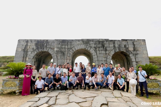 Các cơ quan báo chí trung ương tại Thanh Hóa đi thực tế tại huyện Vĩnh Lộc