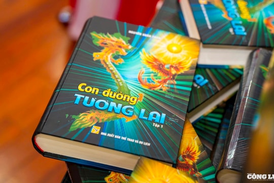 Cuốn sách 'Con đường tương lai' – Khát vọng lớn của người trí thức Việt