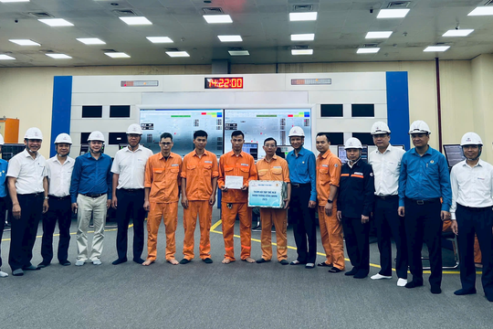 EVNGENCO1 thăm và tặng quà người lao động tại Nhiệt điện Quảng Ninh