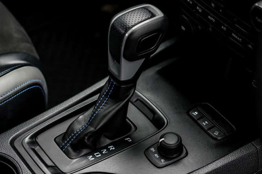 5 dấu hiệu hộp số sắp hỏng mà bạn không nên bỏ qua