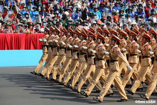 Chuẩn bị tổ chức lễ diễu binh, duyệt binh kỷ niệm 80 năm Cách mạng tháng 8 và Quốc khánh 2/9