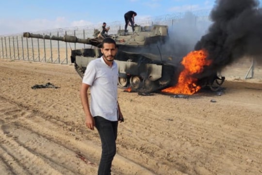 Israel tấn công bệnh viện Gaza khiến một nhà báo đang điều trị thiệt mạng