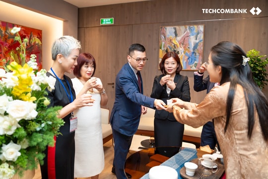 Ra mắt Techcombank Private Lounge - Phòng chờ sân bay đẳng cấp nâng tầm trải nghiệm cùng tinh hoa văn hóa
