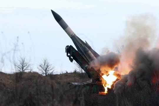 Video Ukraine dùng tên lửa Liên Xô cũ bắn rơi oanh tạc cơ Nga cách 308 km