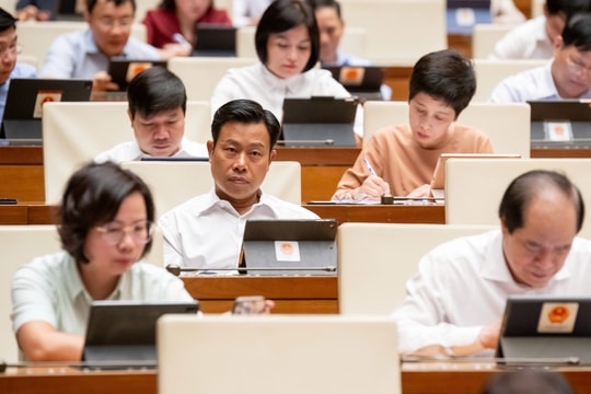 Sửa đổi Luật Xử lý vi phạm hành chính: Đề xuất Chủ tịch UBND xã (mới) có thẩm quyền xử phạt như Chủ tịch UBND huyện