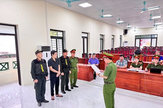 Bắt tạm giam đối tượng khai thác cát trái phép trên sông Chảy