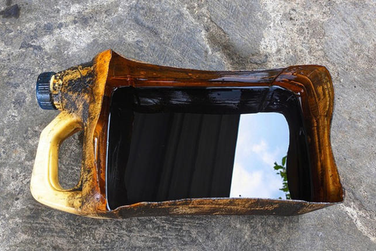 Làm thế nào để xử lý dầu động cơ đã qua sử dụng?