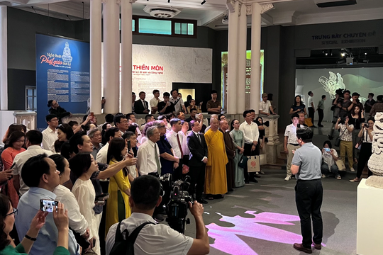 Trưng bày chuyên đề 'Vũ khúc Thiền môn - Nghệ thuật Phật giáo thời Lý: Di sản và Công nghệ' tại Hà Nội