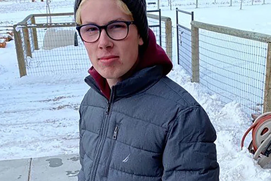 Triệt phá đường dây 'tống tiền tình dục' nhắm vào hàng nghìn trẻ vị thành niên