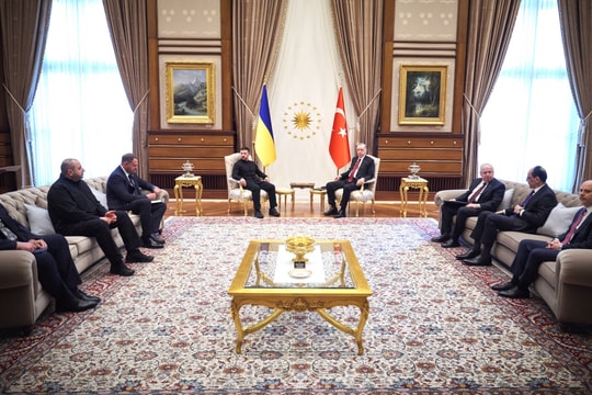 Cả hai ông Putin và Zelenskyy đều vắng mặt, nhưng hòa đàm Nga - Ukraine vẫn diễn ra ở Istanbul