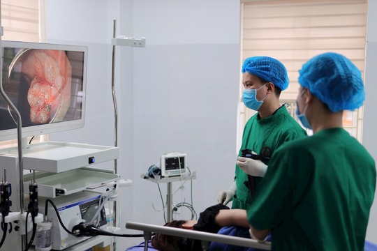 Đi khám do thiếu máu, người phụ nữ phát hiện ung thư