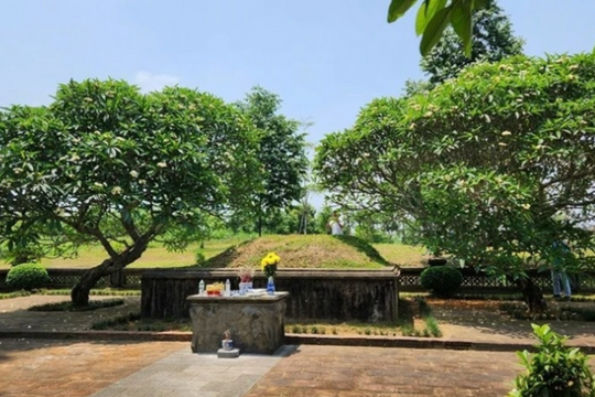 PGS. TS Bùi Hoài Sơn: Xâm phạm lăng mộ vua Lê là cú sốc văn hóa, lời cảnh tỉnh về lỗ hổng bảo vệ di sản