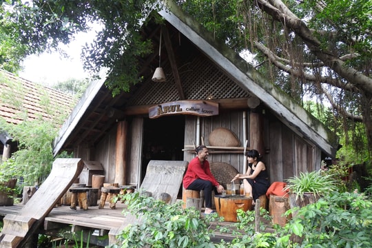 Nhà dài của người Ê Đê - di sản sống giữa lòng Tây Nguyên