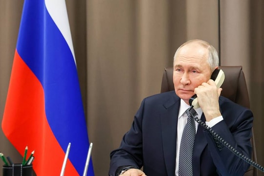 Hai ông Trump và Putin điện đàm, cam kết đàm phán ngừng bắn và hòa bình Ukraine