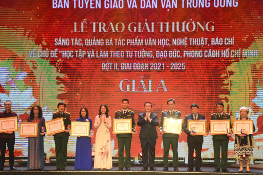 Vinh danh các tác phẩm đoạt giải 'Học tập và làm theo tư tưởng, đạo đức, phong cách Hồ Chí Minh'