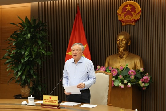 Sắp tới Bộ Chính trị sẽ ban hành hai nghị quyết quan trọng về giáo dục và y tế