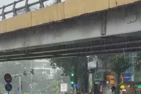 Cảnh báo ngập lụt khu vực nội thành Hà Nội