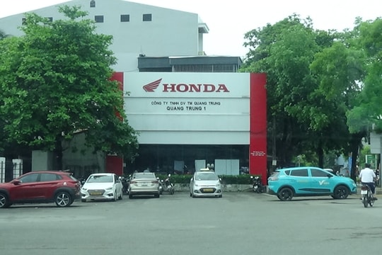 Thanh Hoá: Cà phê, hàng quán 'mọc' trên vỉa hè