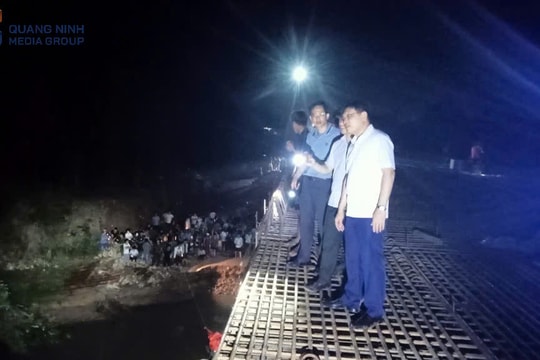 Quảng Ninh: 2 học sinh mất tích do bị nước lũ cuốn khi tắm suối