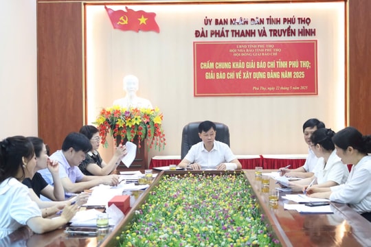 Hội đồng Giải báo chí tỉnh Phú Thọ lựa chọn những tác phẩm xuất sắc để trao giải vào tháng 6/2025