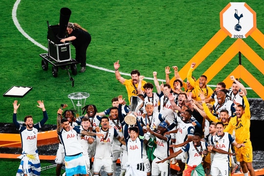 Tottenham đánh bại Man Utd, giành chức vô địch Europa League