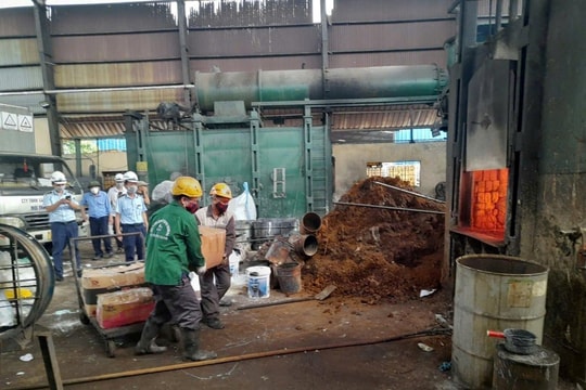 Hải Dương: Liên tiếp thu giữ hàng nghìn thực phẩm nghi nhập lậu, không rõ nguồn gốc