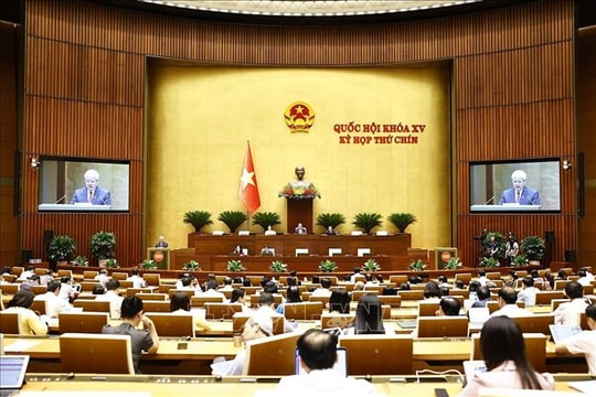 Ngày 22/5, Quốc hội nghe Tờ trình dự thảo Nghị quyết về miễn, hỗ trợ học phí đối với trẻ em mầm non, học sinh phổ thông