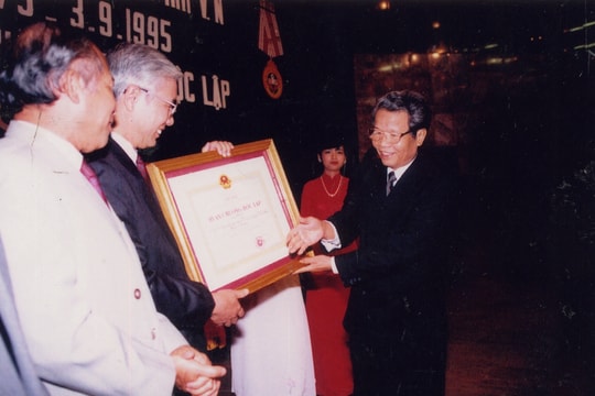 Cố Chủ tịch nước Trần Đức Lương: Người lãnh đạo gần gũi của ngành Dầu khí Việt Nam