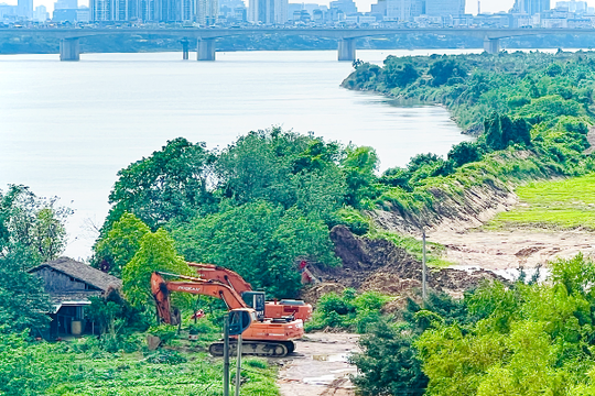 Hà Nội lấy ý kiến người dân về đất bãi sông, kỳ vọng chấm dứt tình trạng 'mạnh ai nấy làm'