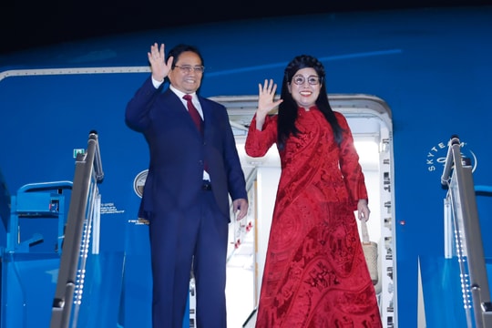 Thủ tướng Phạm Minh Chính lên đường thăm Malaysia và dự Hội nghị Cấp cao ASEAN 46