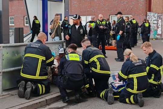 Thêm một vụ đâm dao nghiêm trọng nữa ở Đức, nhiều người bị thương