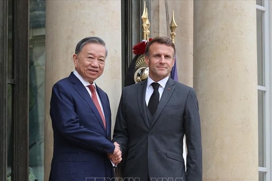 Quan hệ Việt – Pháp: Từ sự gắn kết đặc biệt đến những bước phát triển toàn diện
