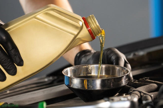 ‏Dầu máy quá nóng sẽ gây hậu quả gì cho động cơ?‏