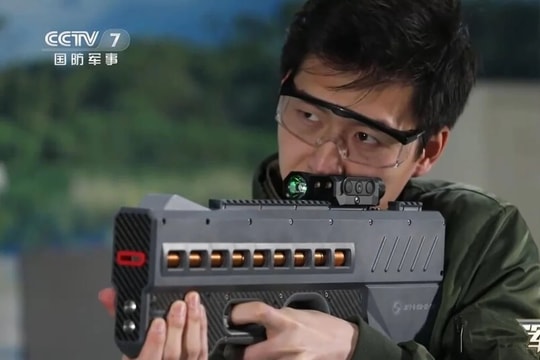 Trung Quốc phát triển súng điện từ tốc độ cao nhất thế giới