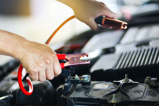 5 món đồ cứu nguy bạn luôn nên để sẵn trên xe