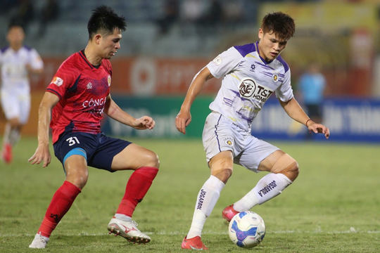 Thắng CAHN, Hà Nội FC tiếp tục cuộc đua vô địch V.League 2024/25