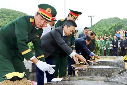 Hà Tĩnh tổ chức trọng thể lễ truy điệu và an táng 4 liệt sĩ hy sinh tại Lào