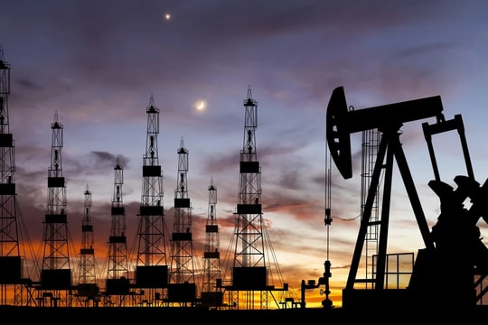 Giá xăng dầu hôm nay 28/5/2025: Giá dầu "im ắng" chờ động thái từ OPEC+